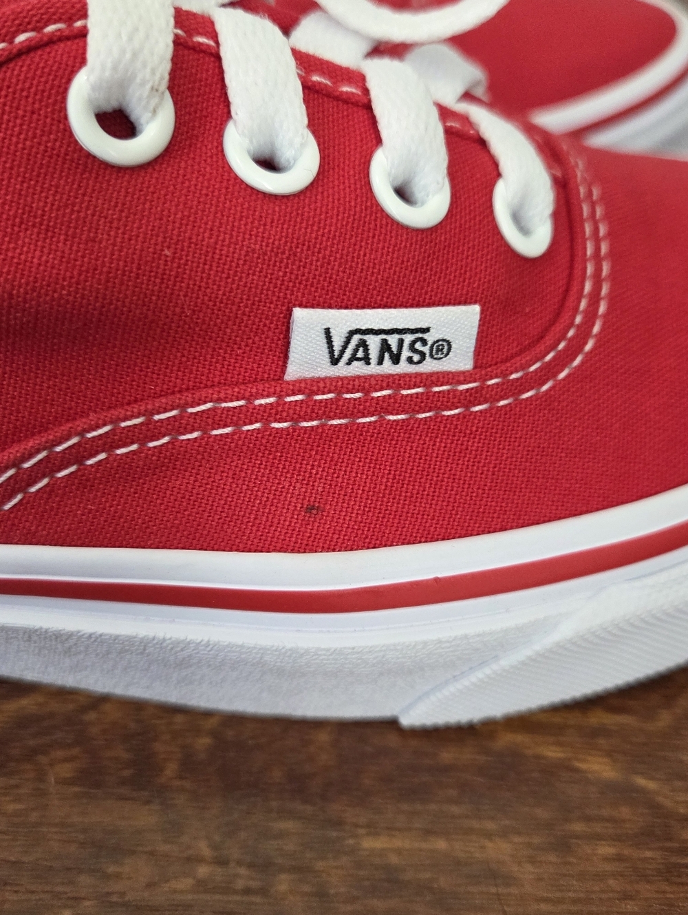 Vans Classic Low-Top Canvas Sneakers in Red and White Women Size 7.5 Skating - Picture 8 of 9